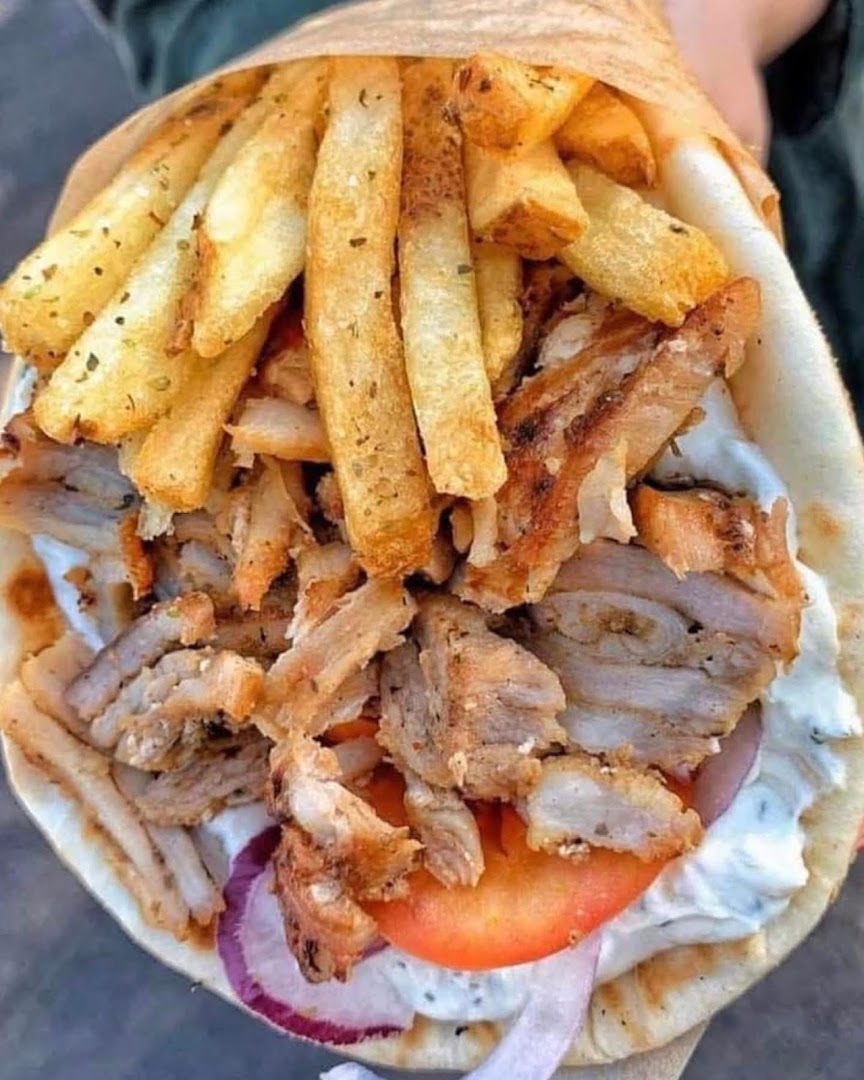 Little Briton Street Food Trailer · Photos 12